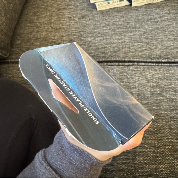 Disney Lorcana Trading Card Game Starter Deck-Rise of the Floodborn - Picture 5 of 5